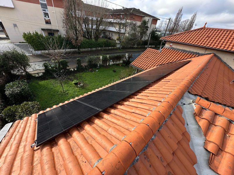 Installation photovoltaïque sur toiture à Bègles (Gironde) par Ovasun